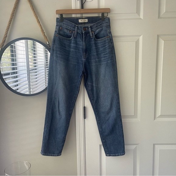 Madewell The Momjean in Downey Wash - Picture 4 of 9